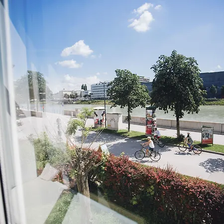 Hostel Mynext - Riverside