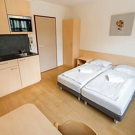 Mynext - Riverside Hostel