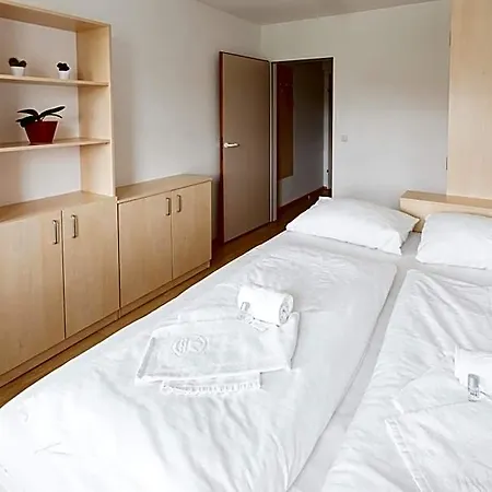 Mynext - Riverside Hostel *