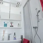 Mynext - Riverside Хостел Зальцбург
