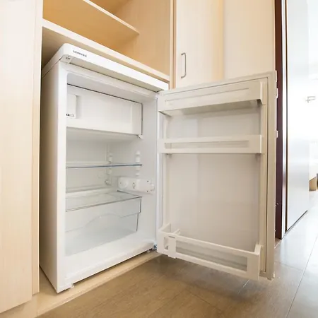 Hostal Mynext - Riverside Salzburgo